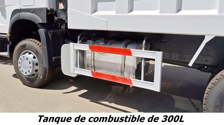 Camión howo sinotruk 371 volquete usado en venta en Peru