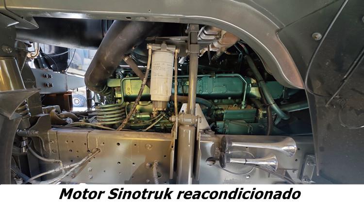 Camión howo sinotruk 371 volquete usado en venta en Peru