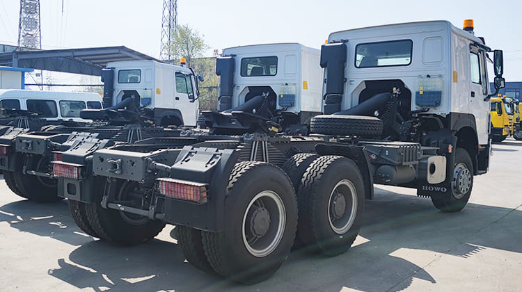Tracto Sinotruk Howo 6x4 Camiones Precio